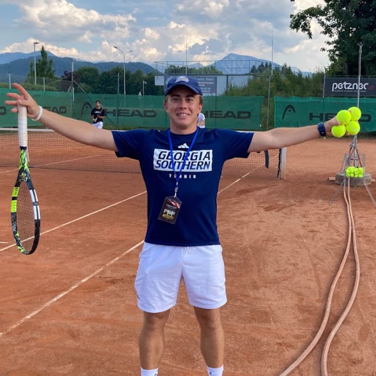Ege Cankus - Georgia Southern University Ege Cankus, College-Tennistrainer an der Georgia Southern University