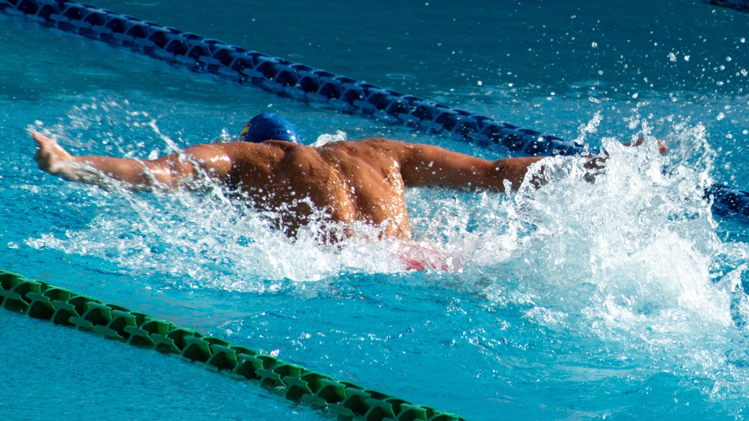 College Swimming & Diving athlete in action — U.S. college sports recruiting with Smarthlete.